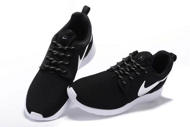  Nike Roshe Run