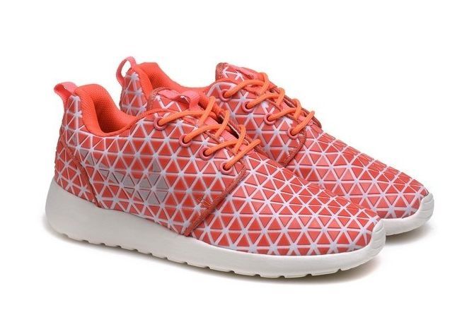 Nike Roshe Run Metric QS красные (35-39)